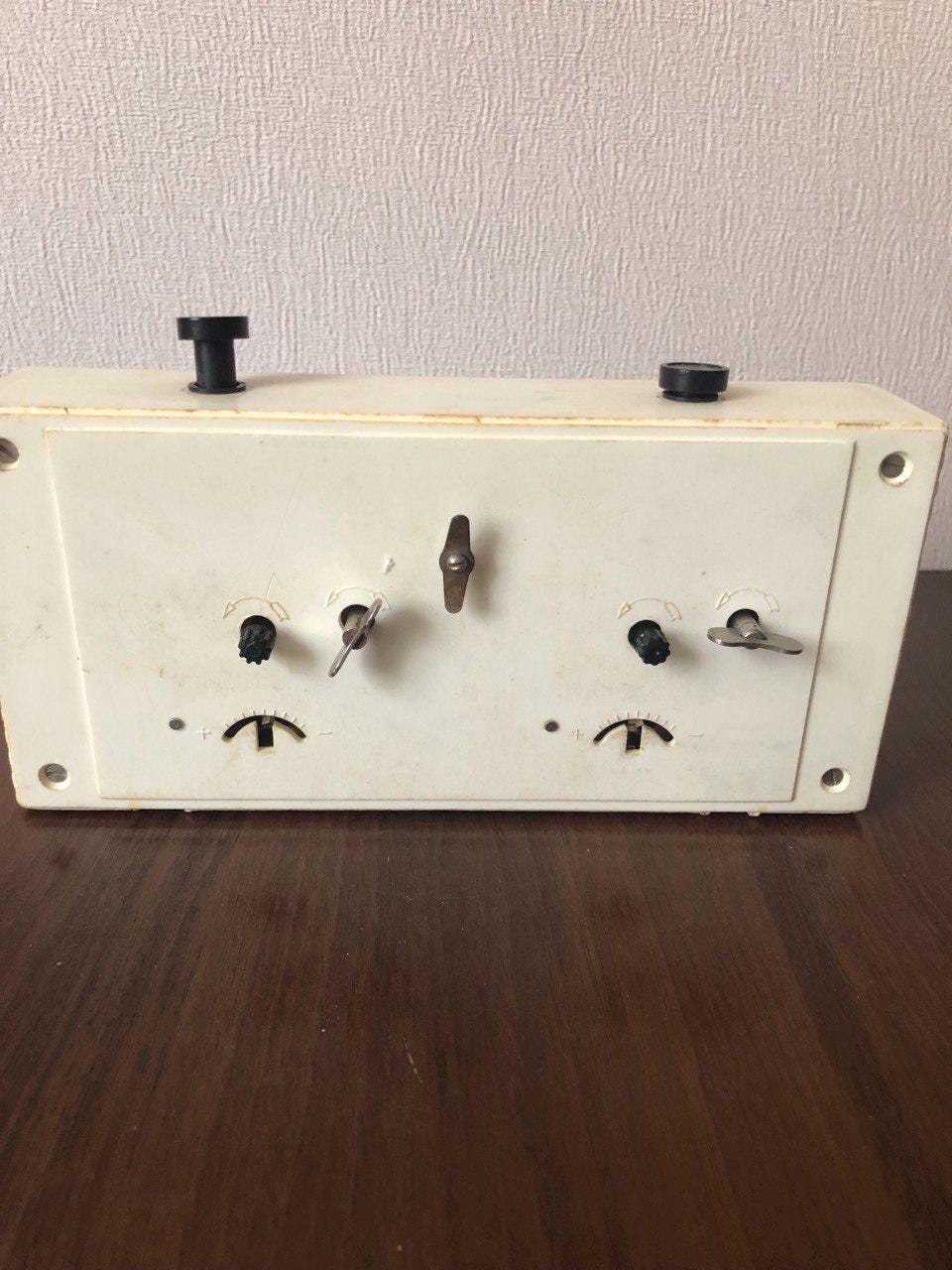 ヴィンテージ ソビエト CORSAR チェスクロック – 機能的、プラスチック