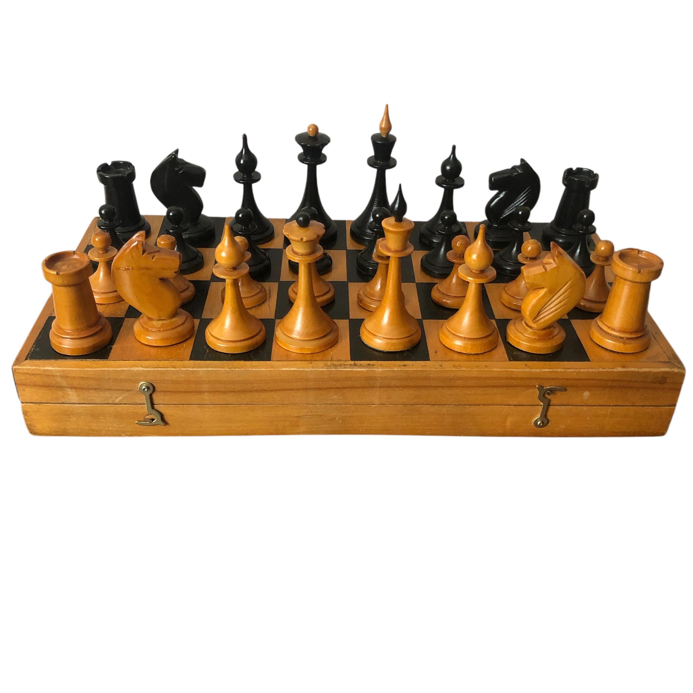 チェスセット　木製板、駒〈ソ連×アメリカ〉 チェスセット 木製板、駒〈ソ連×アメリカ〉 チェスセット 木製板