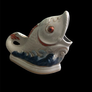Porzellanfigur eines großen Fisches aus den 60er Jahren produziert von der Fabrik - Korosten - Serviettenhalter, Geschenkidee, Tischdekor, Sowjetunion Porzellan