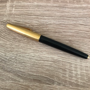 Vintage Soyuz Fountain Pen: USSR Collectible, Gold Nib (1969)