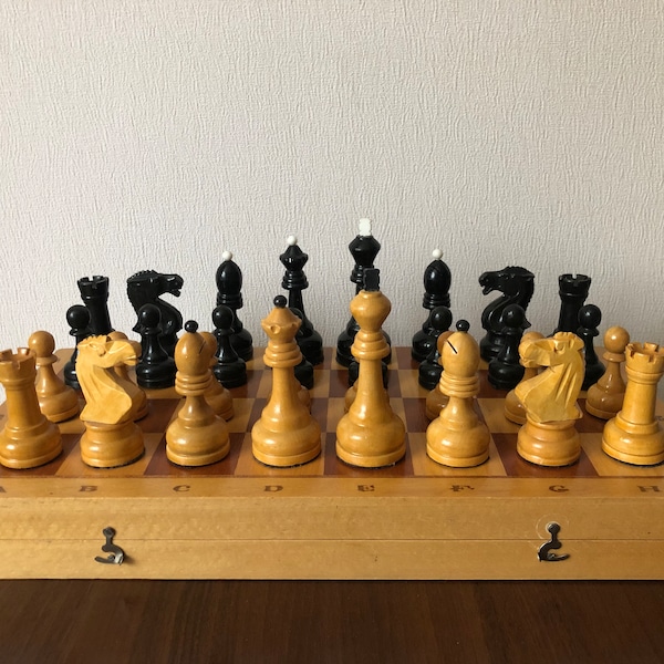 Vintage wooden chess set Grandmaster 60s with weights, tournament chess, Soviet wooden chess, large chess, excellent condition