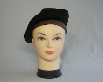 Traditional Vintage French Basque Black Felted Wool Beret