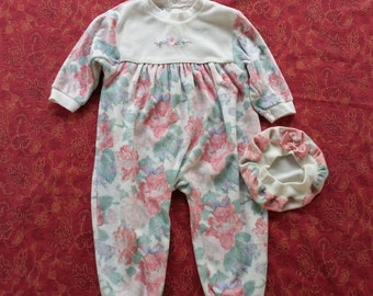 Vintage Baby Girl Pastel Floral Jumpsuit with Matching Hat 9-12 months UK Brand Label 1990s