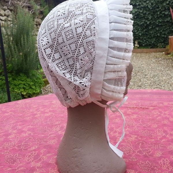 Vintage French Women's Off-White Cotton Bonnet with Lace Edged Front Frill