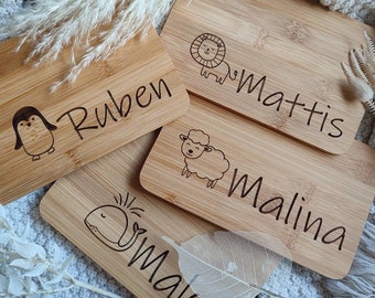 Frühstücksbrettchen personalisiert – Holzbrett mit Gravur & Tiermotiv für Kinder