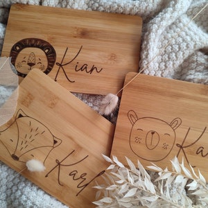 Personalized breakfast board - wooden board with engraving & animal motif for children