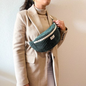 Large ribbed fanny pack image 4