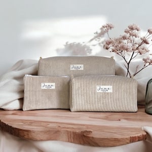 Trousse de toilette en velours côtelé beige