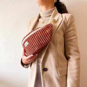 Large ribbed fanny pack Terracotta