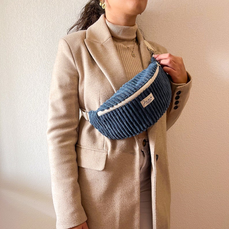 Large ribbed fanny pack image 8