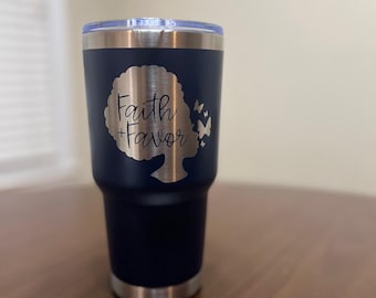 30oz roestvrijstalen beker met bovenkant en rietje, Faith and Favor