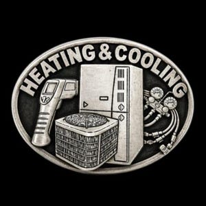 Op de afbeelding: Ovaal zilverkleurig embleem met de tekst "HEATING & COOLING". De afbeelding toont illustraties van HVAC-apparatuur: een thermometer, een airconditioner, een verwarmingstoestel en meters.