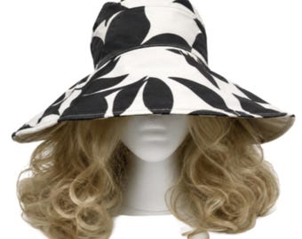 Reversible Sun Hat Wide Brim UV Protection Women's Summer Floral Foldable Bucket Hats