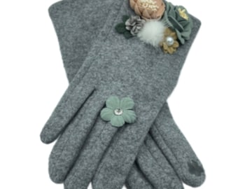 Women's Winter Touch Screen Gloves Fashion Hand Warmer Detailed 3D Flower