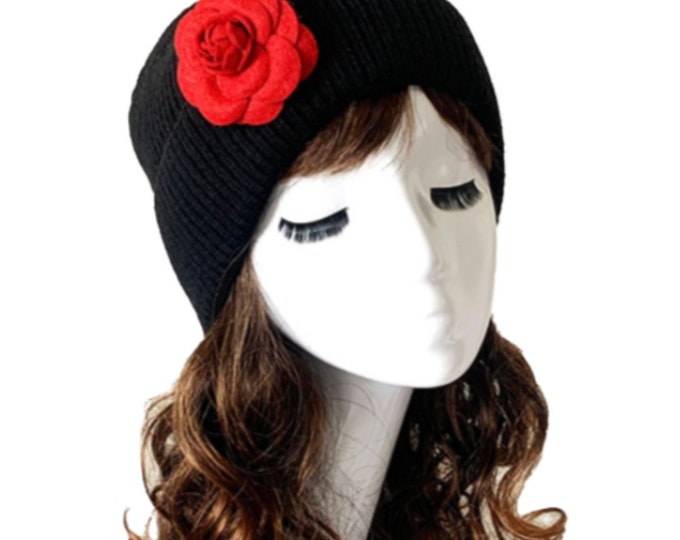 Women's Black Knitted Ladies Fashion Winter Ski Hat Beanie