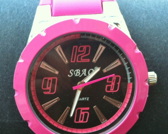 HOT PINK WOMAN girls summer in fashion rubber silicone wrist watch montre rose