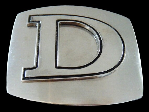 letter d belt buckle