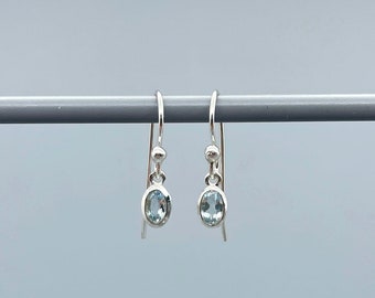 Natural Aquamarine 5x3mm dangle drop Earring in Sterling Silver 925