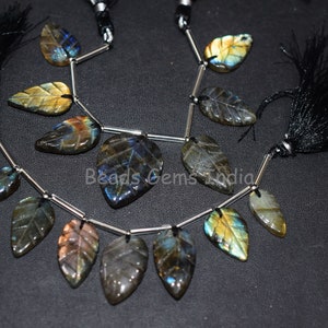 7 Pieces in a Strand Labradorite Carved Leaf Briolette , Labradorite Face Drill Briolettes, Sold By Strand , 9x16-15x24 mm ,  17bgi701