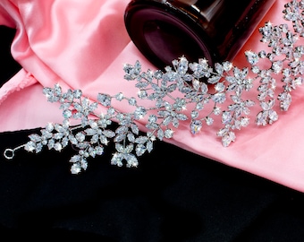 Bridal Hair Vine set with Simulated Diamonds AAA Cubic Zirconia, Rhodium Plated Wild flower design.