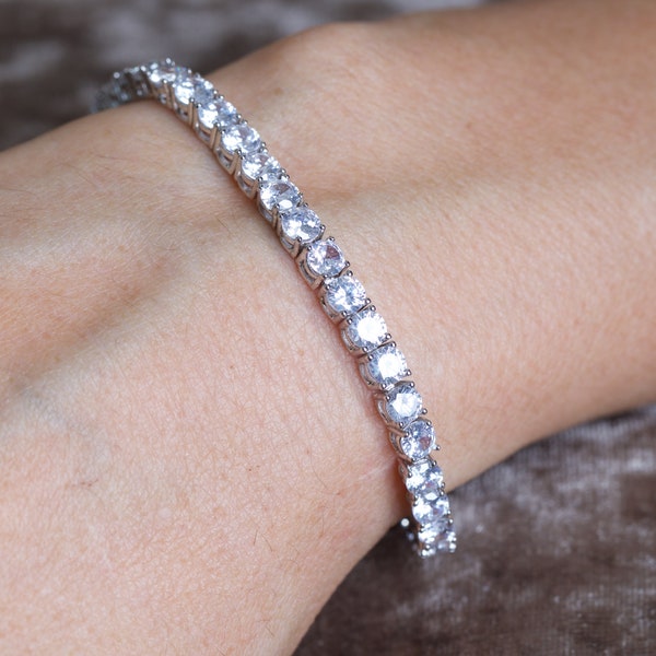 Bracelets tennis plaqués or blanc 18 carats, style Riviera en diamants simulés 3 mm, 4 mm et 5 mm zircons cubiques 5 A de 6,5, 7 pouces et 8 pouces de long