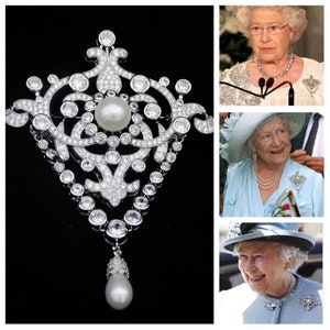 Queen Victoria’s Golden Jubilee Brooch, Royal Brooch Replica, Queen Elizabeth 11, The Queen Mother Royal Jewels,  in Velvet Bag