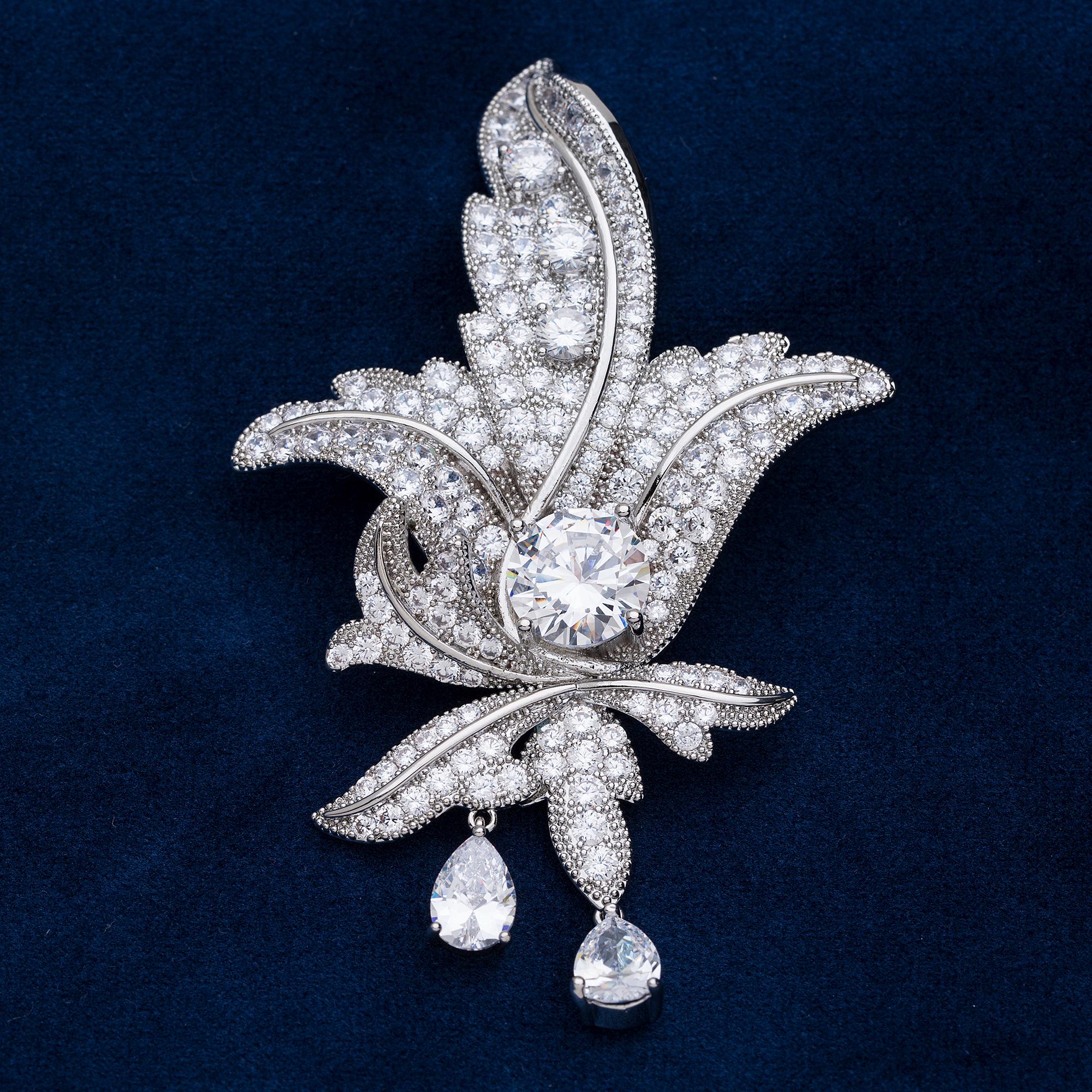 Princess Margaret's Fleur-de-lys Brooch With 5A Cubic Zirconias
