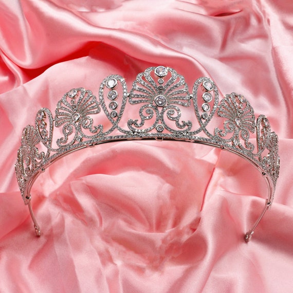 Bridal Tiara the Empress Masako Royal Japanese Honeysuckle Crown