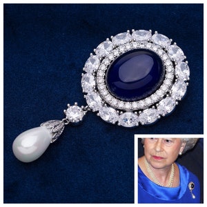 Empress Marie Feodorovna’s Sapphire Luxury Full Size EXCLUSIVE Brooch Replica with 5A Cubic Zirconia, Queen Elizabeth 11. (7.1 x 3.6cm)