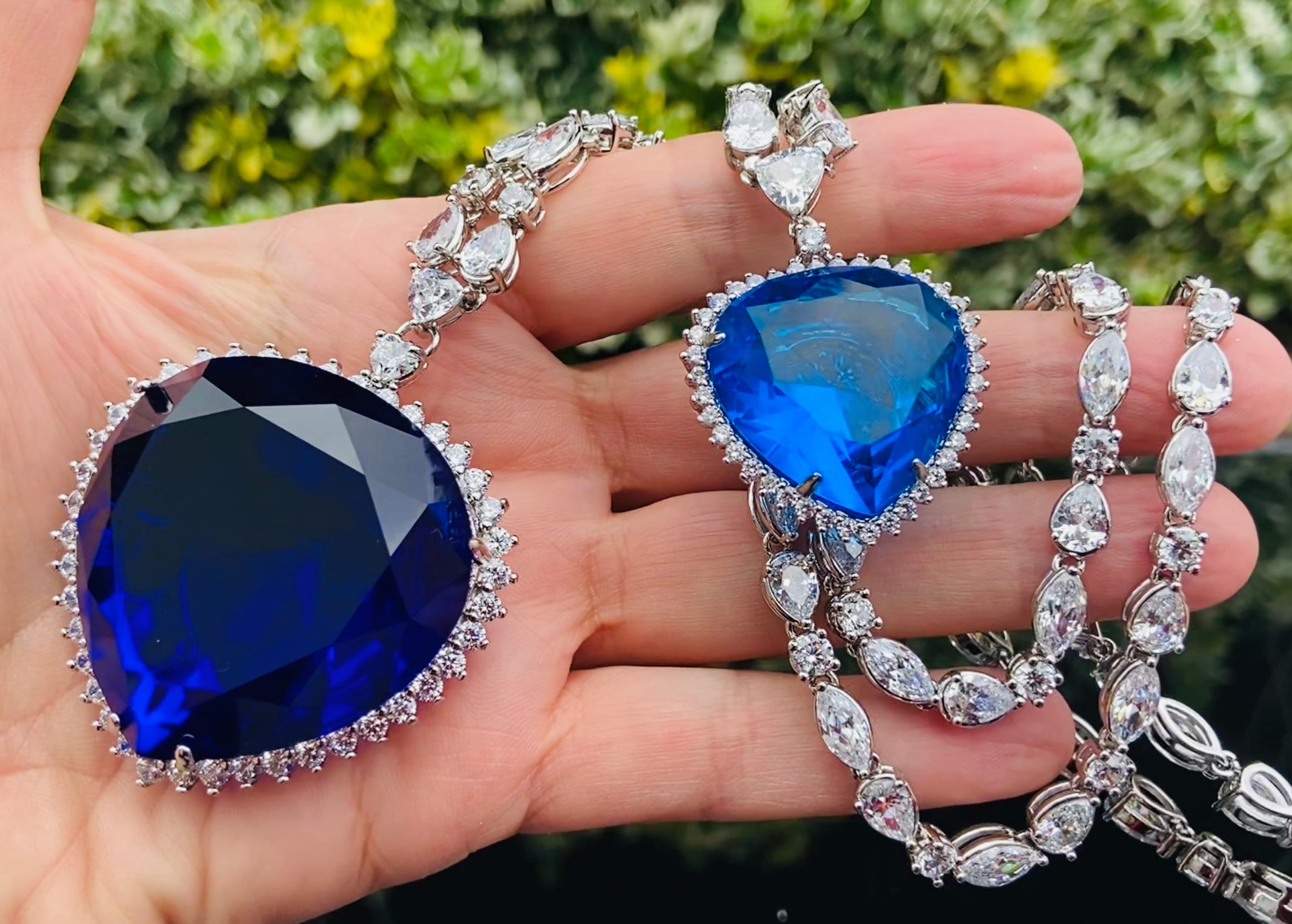 The Titanic Heart of the Ocean Necklace 
