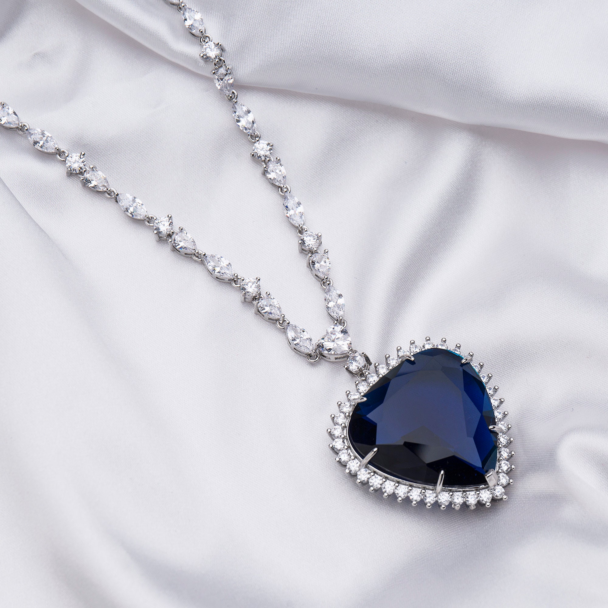 Real Titanic Necklace Heart Ocean Real Titanic Necklace Heart Ocean