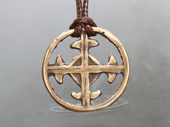 Ancient Medieval Crusaders cross pendant. Crusader