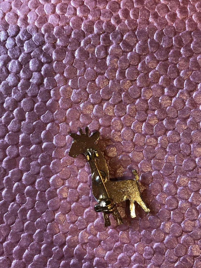 Vintage 1960s Mini Giraffe Pin image 3