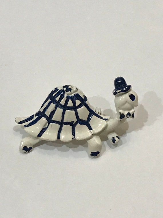 Vintage White and Navy Blue Turtle Brooch Pin