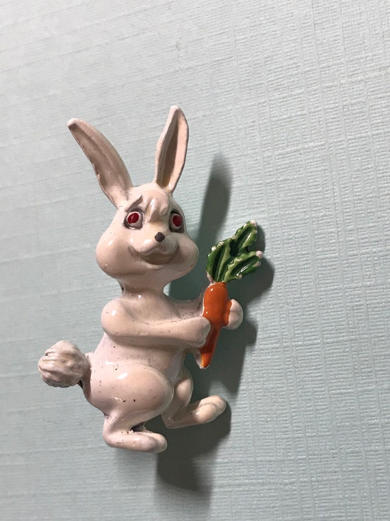 Vintage Shiny White Bunny Rabbit Brooch Pin