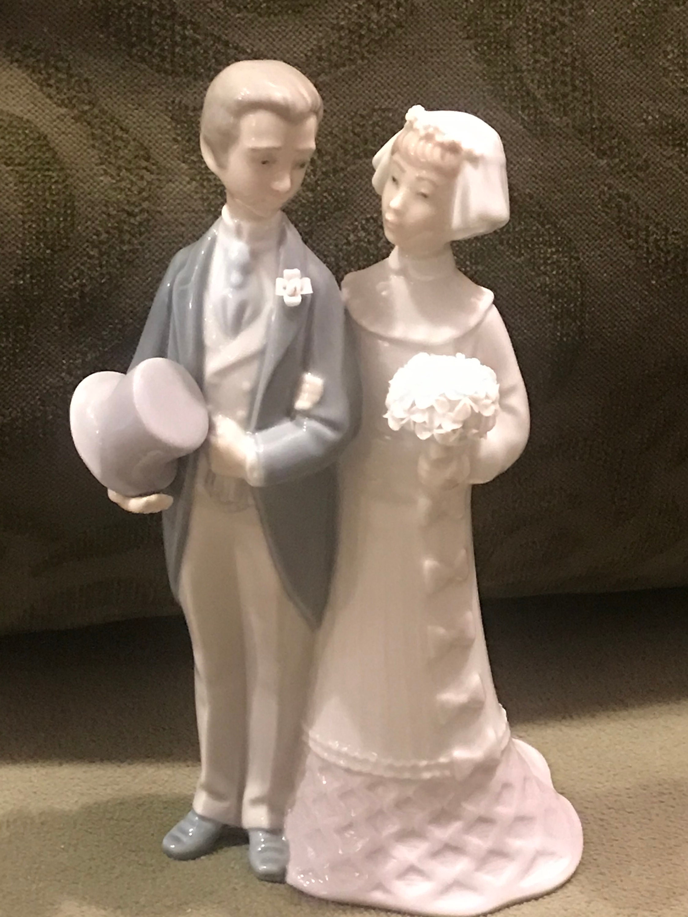 Vintage Lladro Bride and Groom Wedding Figurine - Etsy