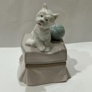 Lladro 犬の置物 6985 ボール付き Vintage #6985 My Favorite Companion Schnauzer Dog Figurine by