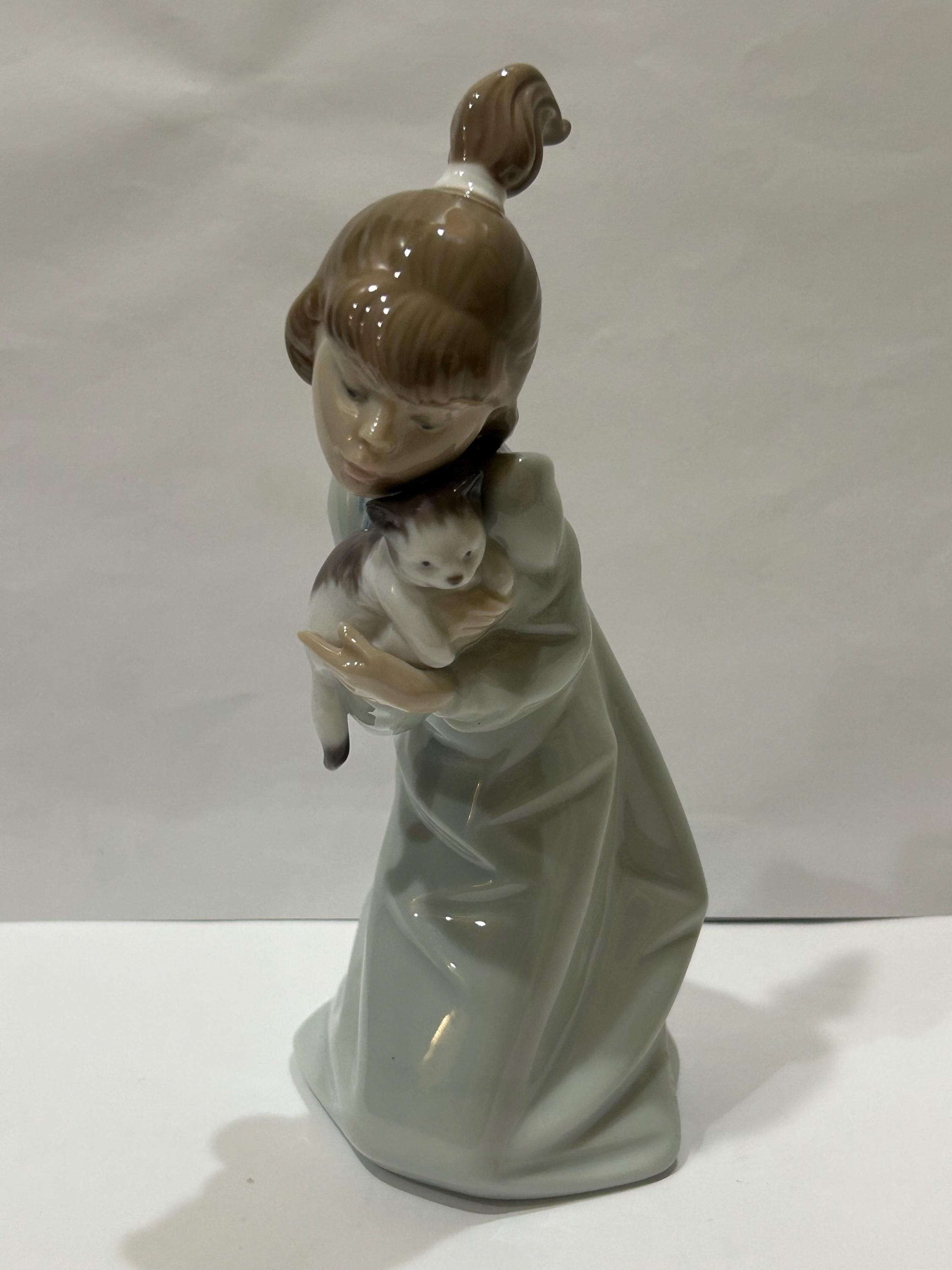 リアドロ\"Sleepy Kitten\"5712 Lladro 