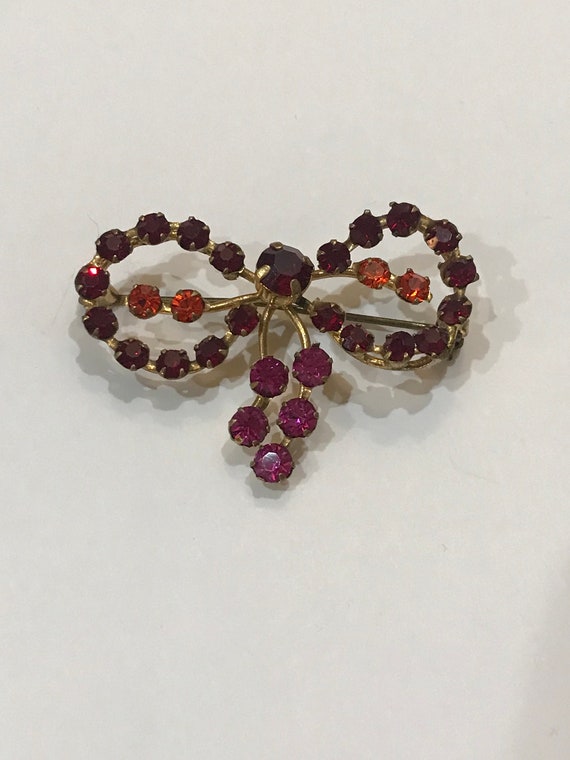 Vintage rhinestones bow pin - Gem