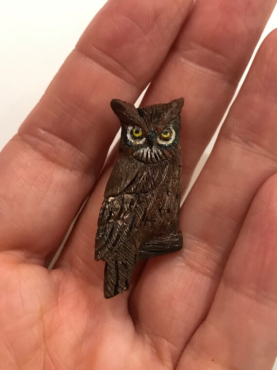 Vintage Handcarved and Painted Owl Brooch  Pin - image 6