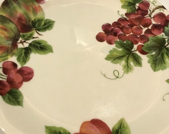 Vintage Royal Doulton Vintage Grape Ivory 10.5” Plate
