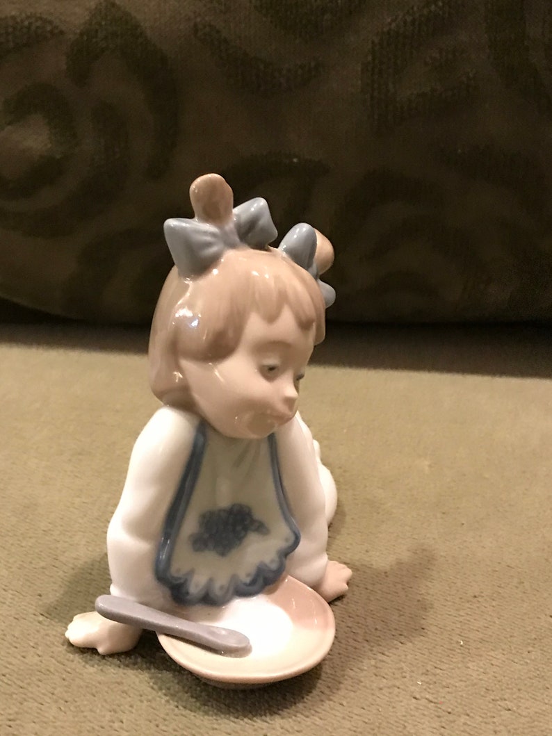 Vintage Nao Baby with Food Figurine by Lladro Figurine image 4