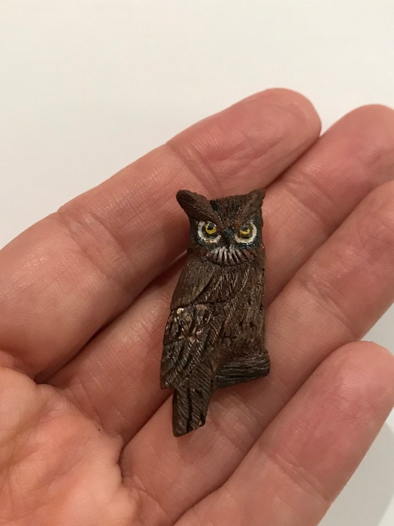 Vintage Handcarved and Painted Owl Brooch  Pin - image 3