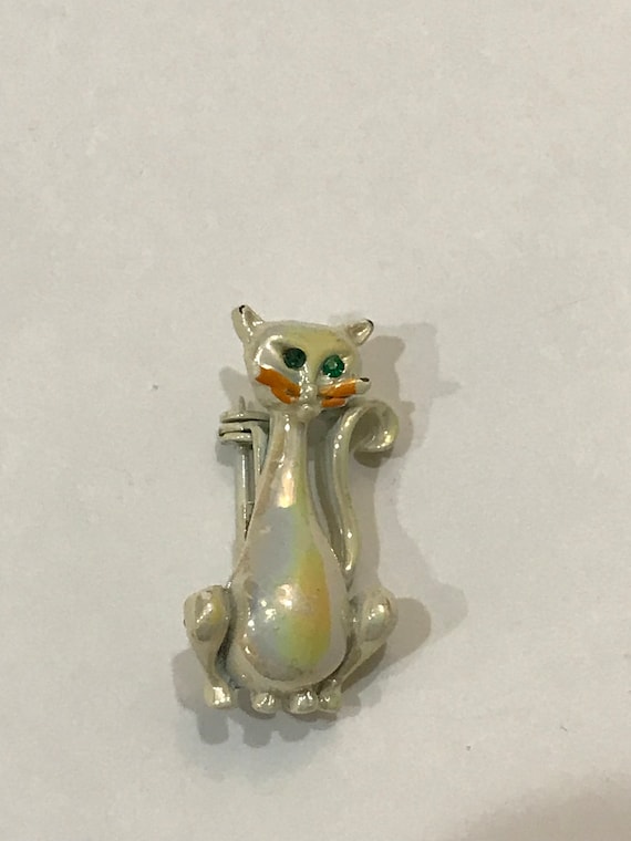 Vintage White Iridescent Cat Brooch Pin