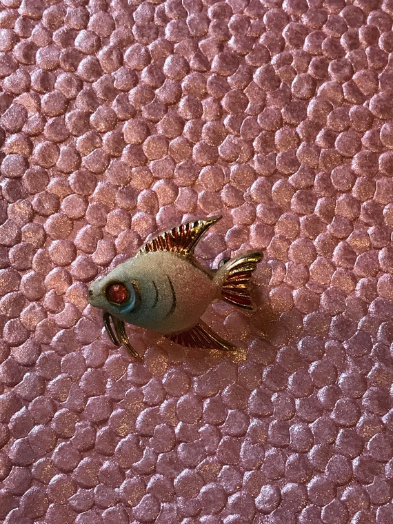 Vintage 1960s Mini Fish Pin - image 2