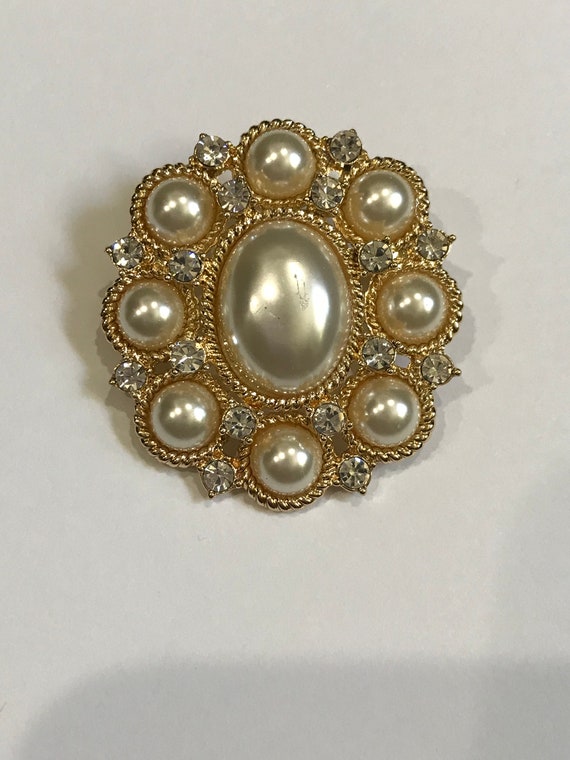 Vintage White Pearlized Beads and Rhinestones Bro… - image 1