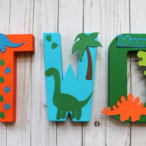 Dinosaur paper mache numbers, dinosaur paper mache letters, dinosaur birthday party, Stand up paper mache two number, dinosaur photo prop.