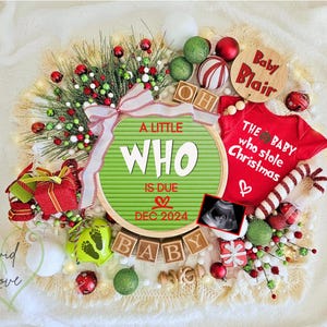 Annuncio di gravidanza a Natale, Annuncio di gravidanza digitale, La nascita di un piccolo, Bambino di Natale, Annuncio del Grinch gender-neutral