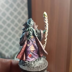 D&d miniature mindflayer/intellect devourer mini by reaper hand painted hard plastic sealed and ready to play or for your collection