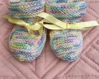 Baby gestrickte Booties